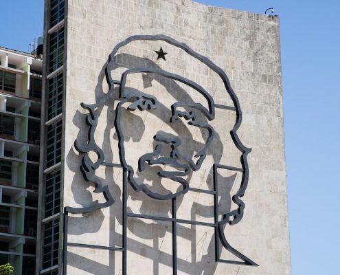 "Mural" of Che Guevara on Ministry of Interior building in Plaza de la Revolución (Revolution Square)